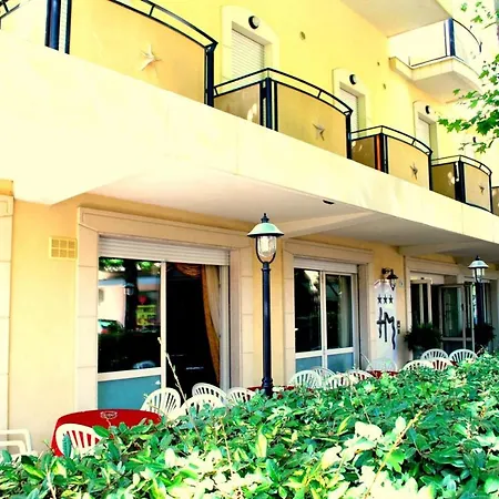 Madison Hotel 3*